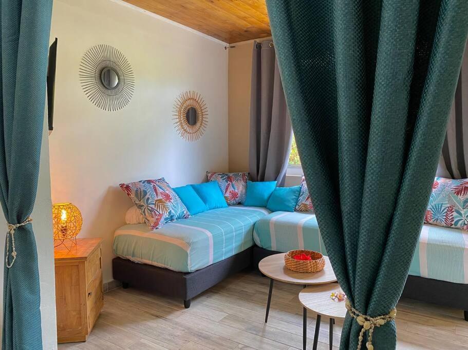 Villa Hoama Lodge Moorea Teavaro Buitenkant foto