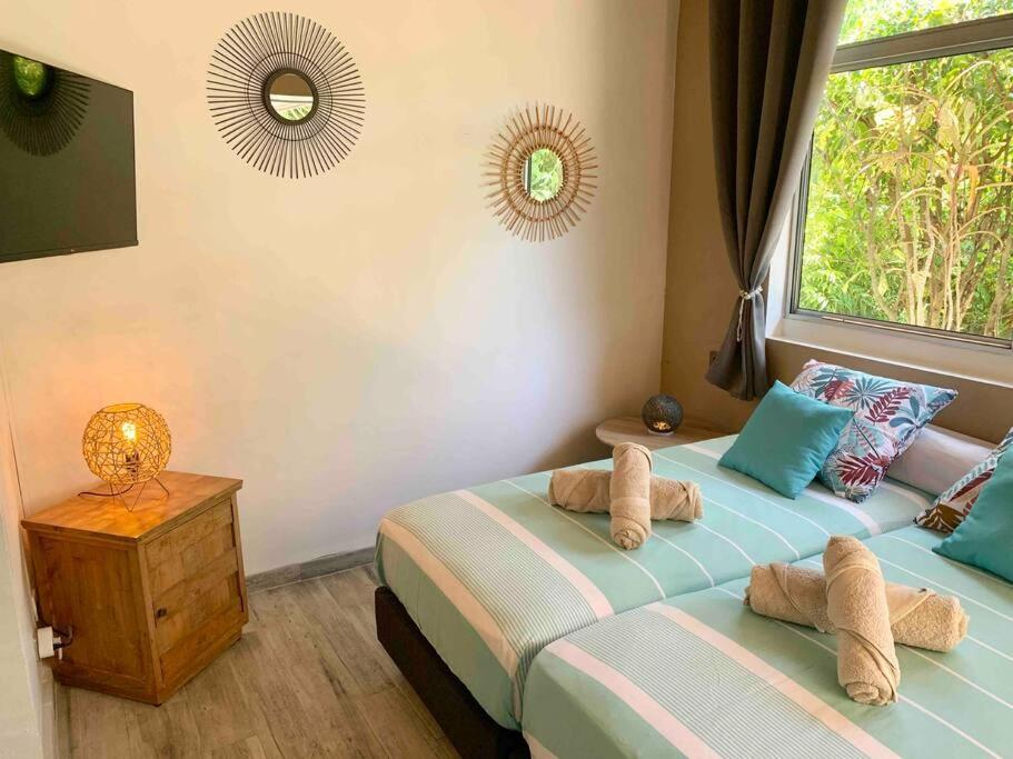 Villa Hoama Lodge Moorea Teavaro Buitenkant foto